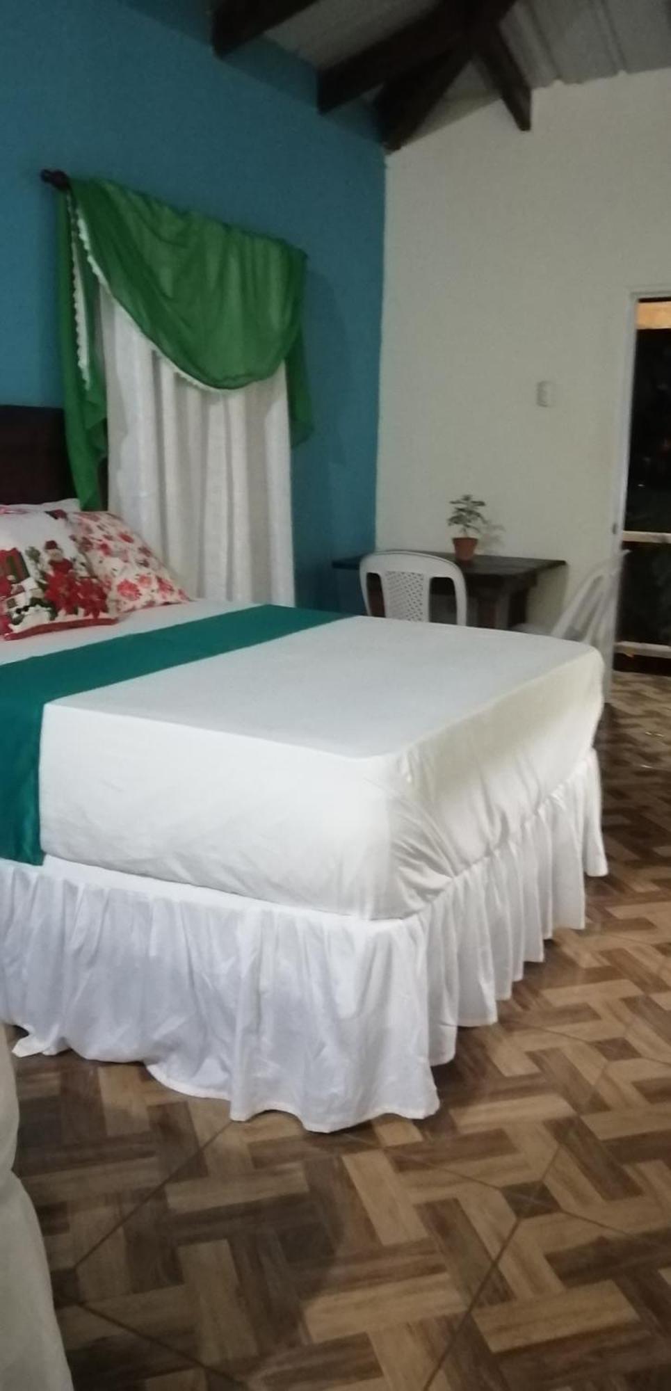 La Famosa Costillas A La Lena Jarabacoa Værelse billede